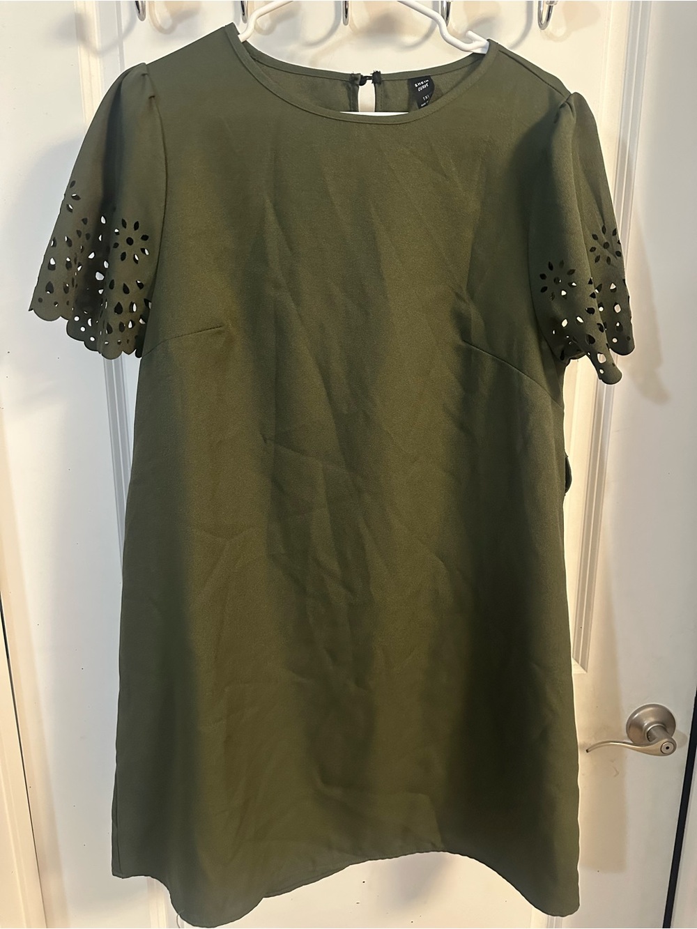 SHEIN Olive Green Short Sleeve Shift Dress with Laser-Cut Sleeves
